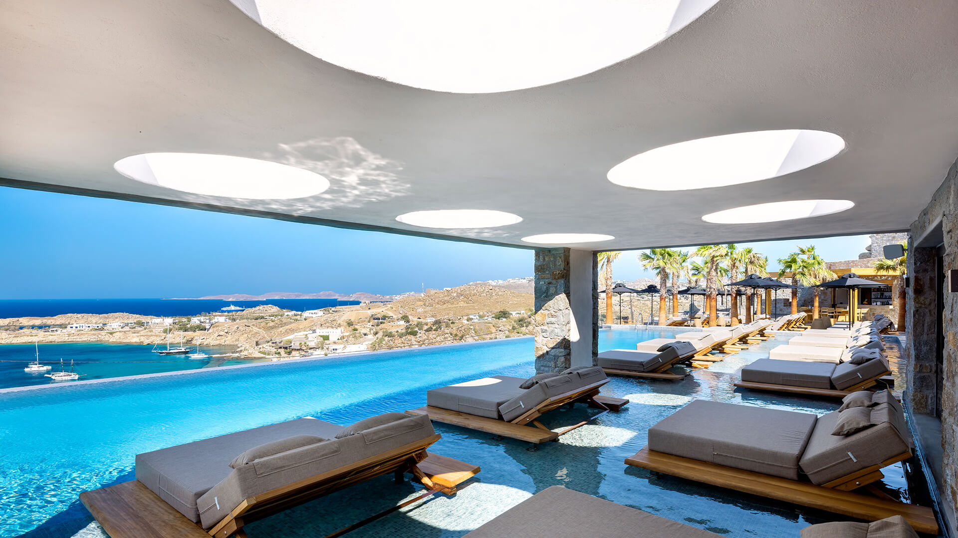 Comus Mykonos Infinity Pool 